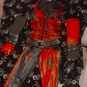 Women's Batman Arkham Asylum Harley Quinn Costume, Black and Red Size XS